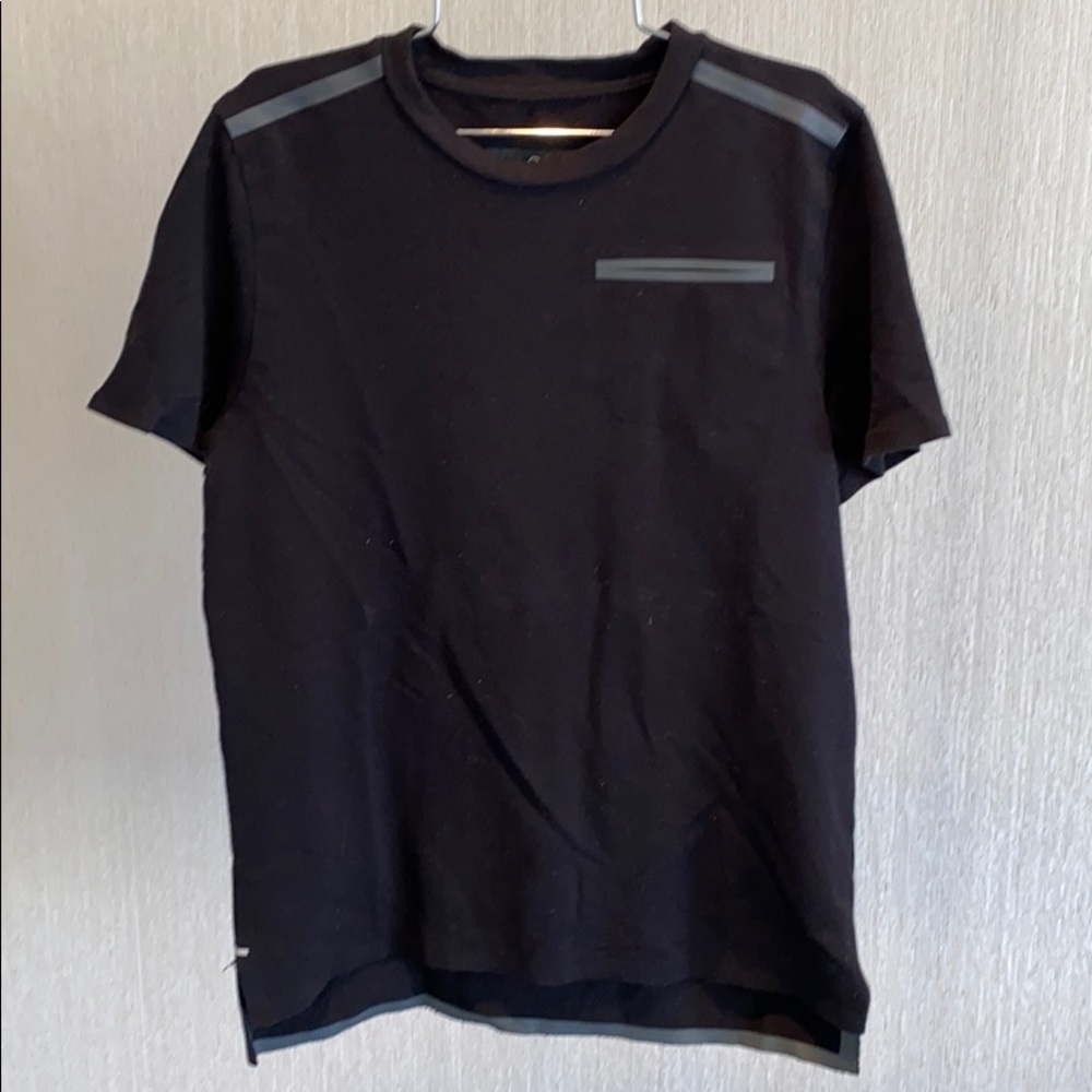 BARNEYS NEW YORK black T-shirt size 10/12